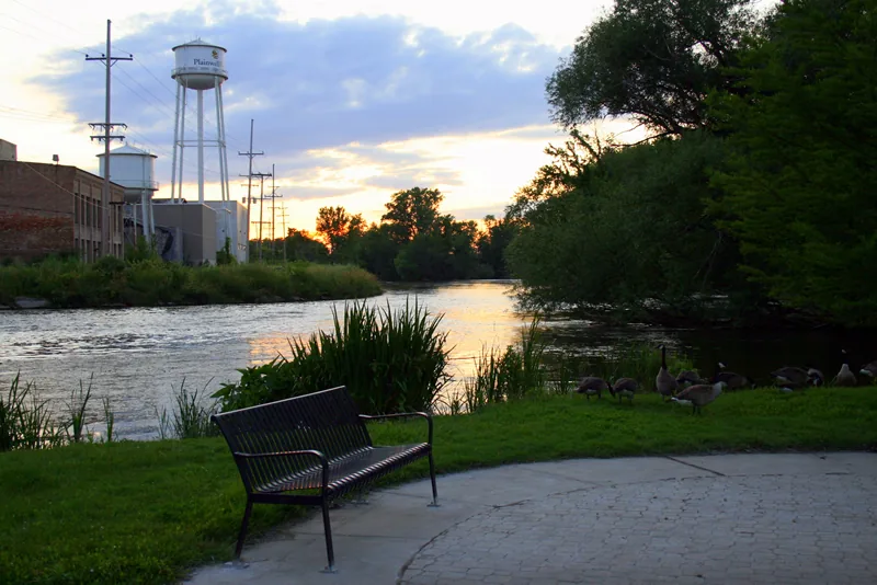 The boardwalk along the Riverwalk